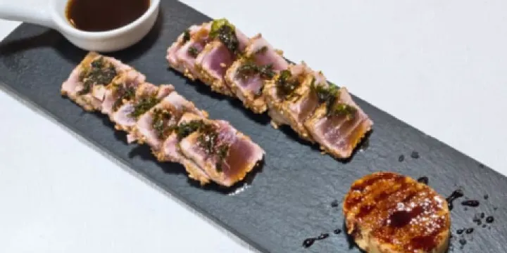 Luanik, Marisqueria i Arrosseria