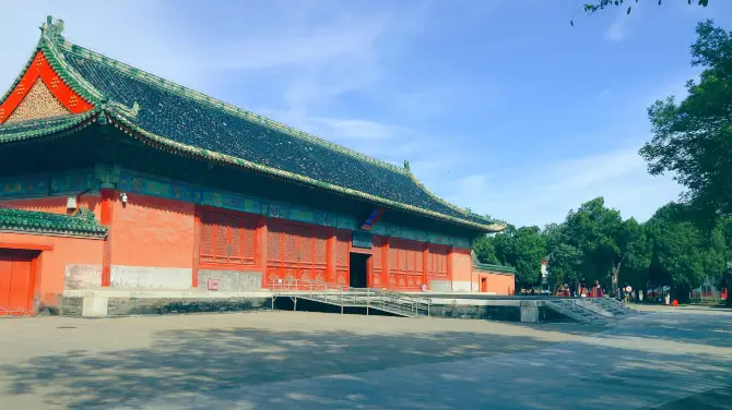 เสนหนองถาน