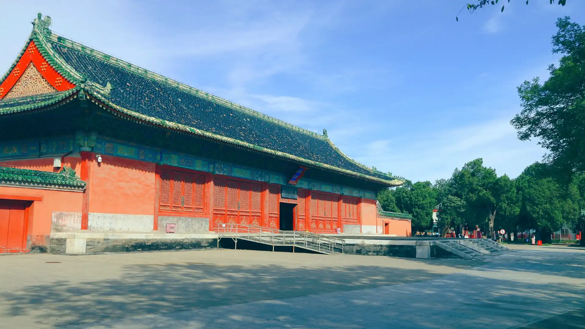 Hotels near Temple of Agriculture