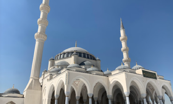 Sharjah Mosque