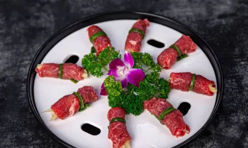LIU YI SHOU CHONG QING HOT POT