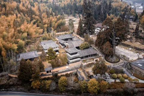 Shisi Temple