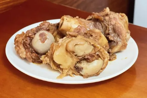 王記醬骨頭館