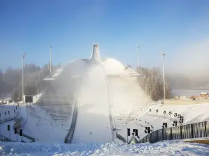 霍爾門科倫滑雪跳台