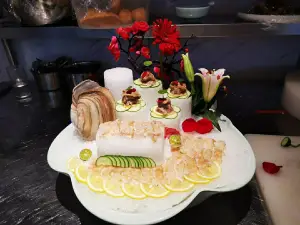 铭楼餐饮
