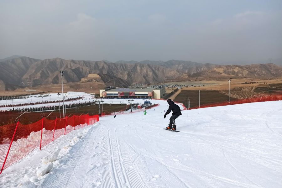 龍山國際滑雪場
