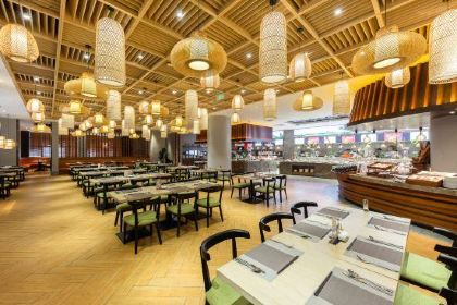 齐河孔雀王温泉酒店·金孔雀自助百汇