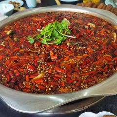 关渔小院肥肠鱼火锅(大英店) User Photo