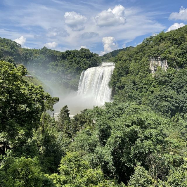 Guizhou - Huangguoshu Waterfall