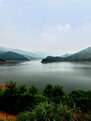 Guanyin Lake, Mount Emei