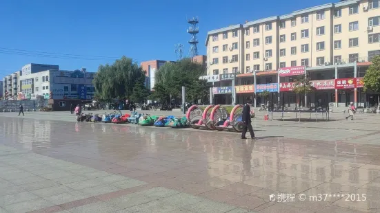 Baiquanzhan Square