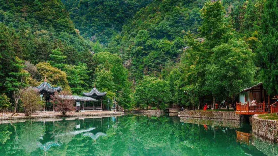 Jiujie Shimentai Waterfalls