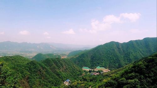 黃坪山生態旅遊風景區