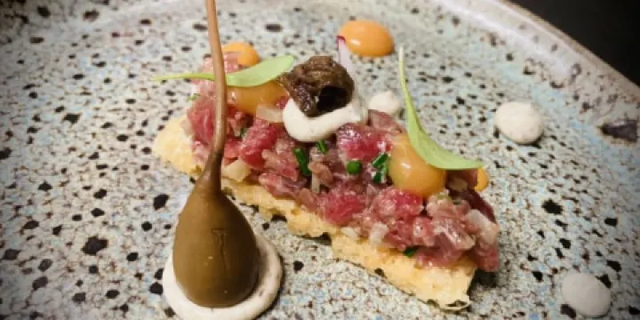 The Square by Raquel Marques