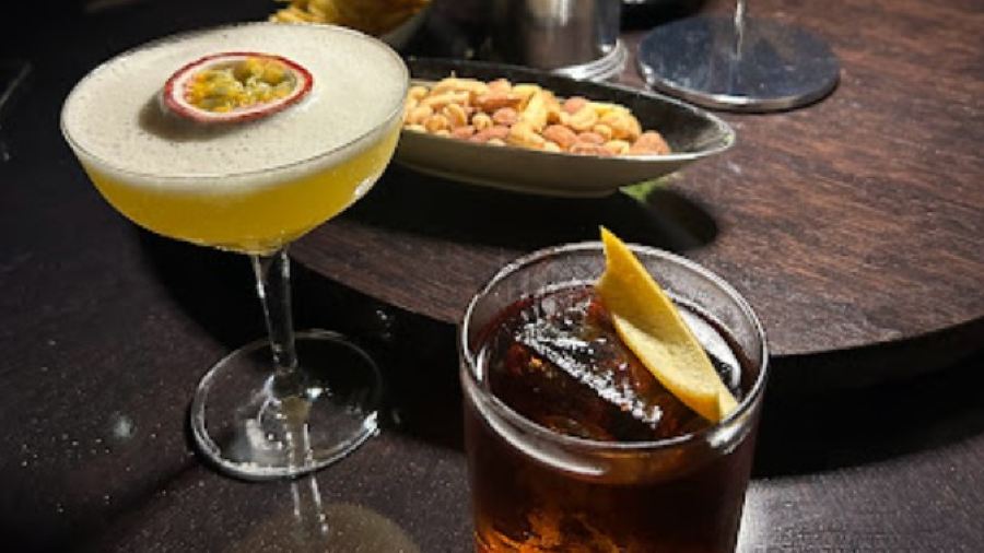 Hidden Bar - Gin Bar