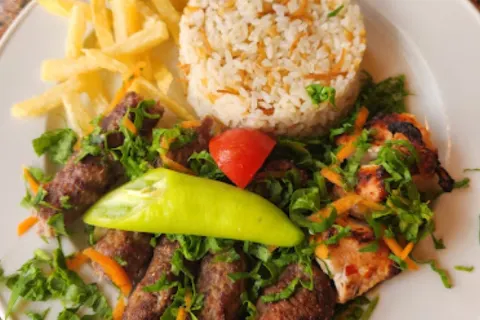 El Hussein Restaurant