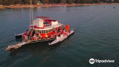 Pantai Teluk Kemang