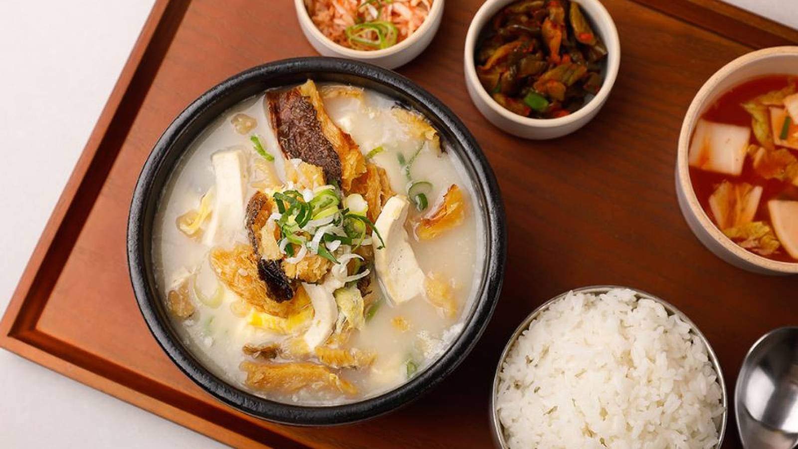 武橋洞牛骨湯明太魚湯