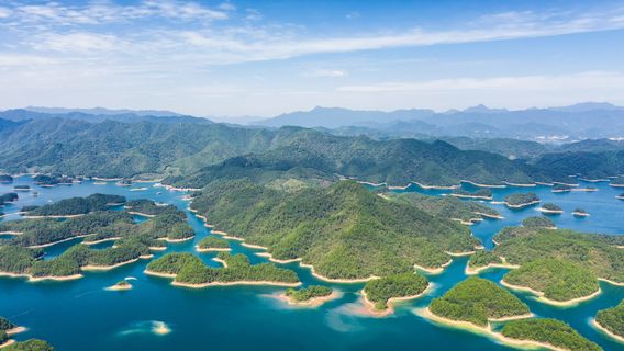 Qiandao Lake Scenic Area (Central Lake Area)