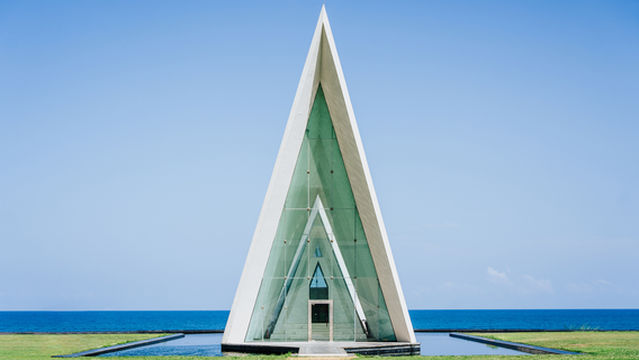 Riyue Bay Island Church