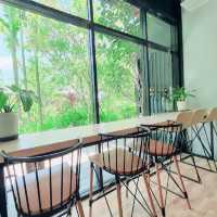 คาเฟ่สไตล์​ตะวันตก