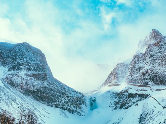 Baiyun Peak