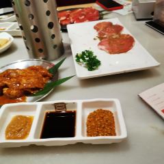 百加百炭火烤肉专门店(尚宾路店) User Photo