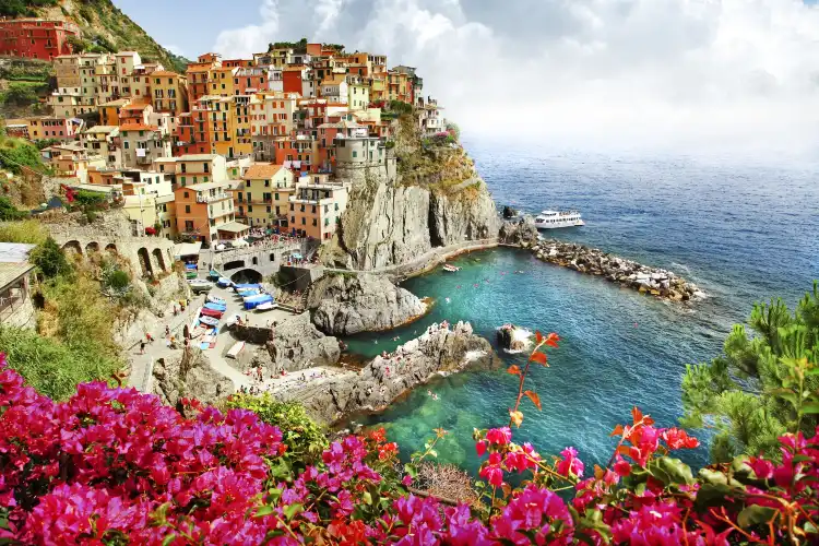 Khách sạn 2 Sao tại Liguria, Ý