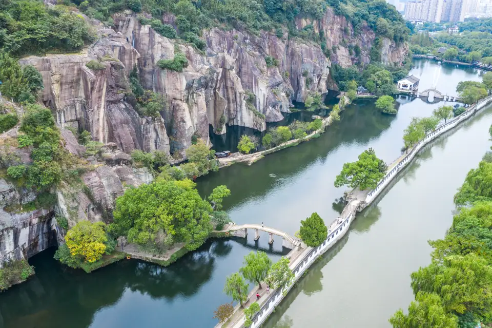 1_Donghu Lake scenic area