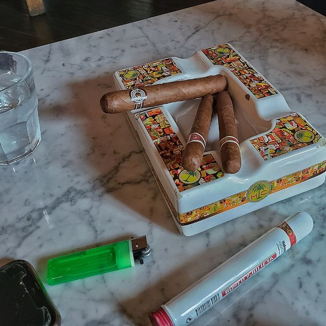 altTitle