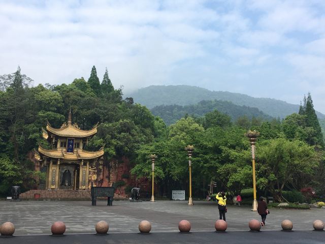 Emei Mountain
