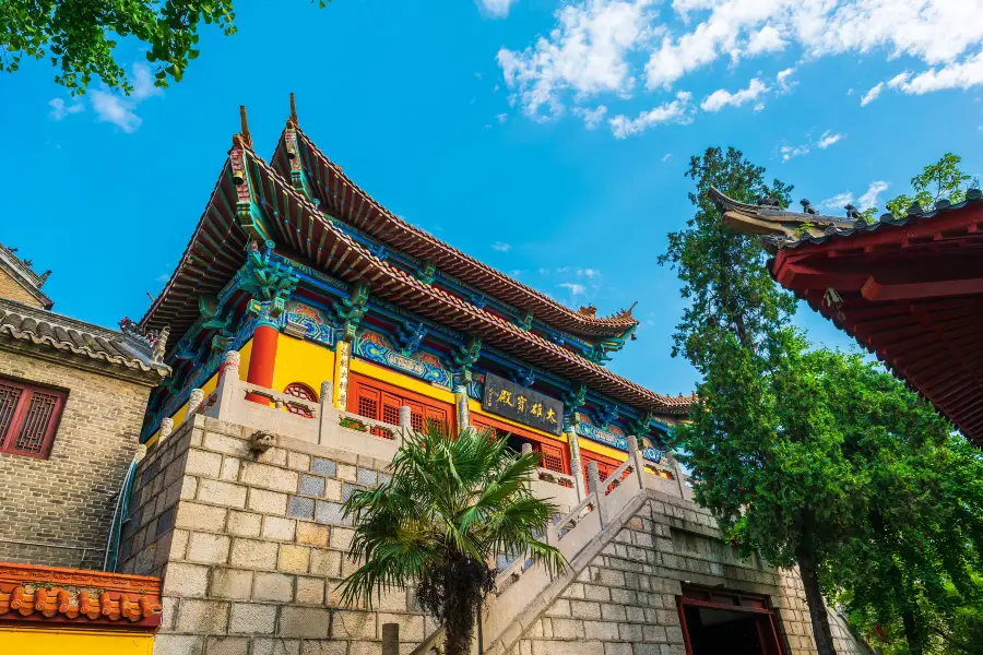 Xinghua Temple