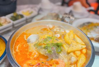 YAN JIANG HAINAN CUISINE User Photo