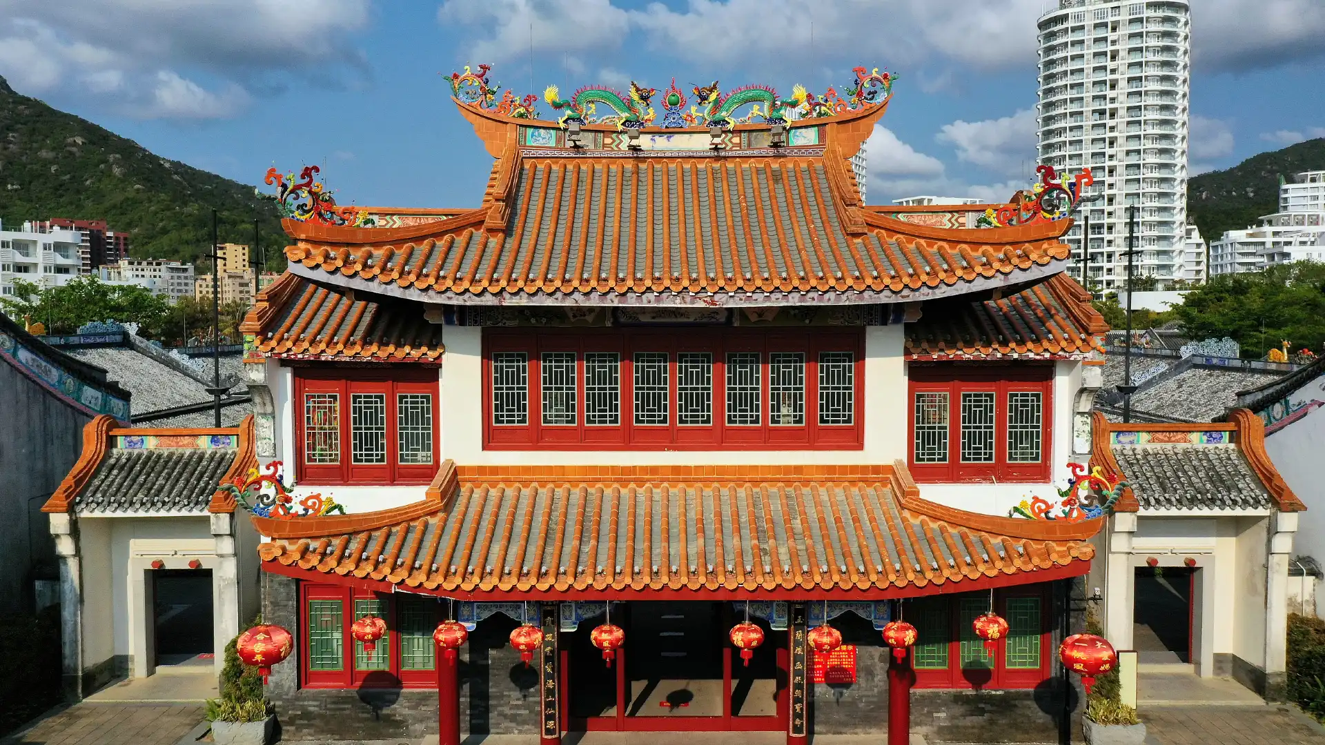 Hotels near Tianhou Temple