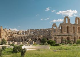 Hin- und Rückflüge nach Tunis