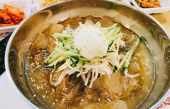 GG季吉韓國美食餐飲房(民生店)