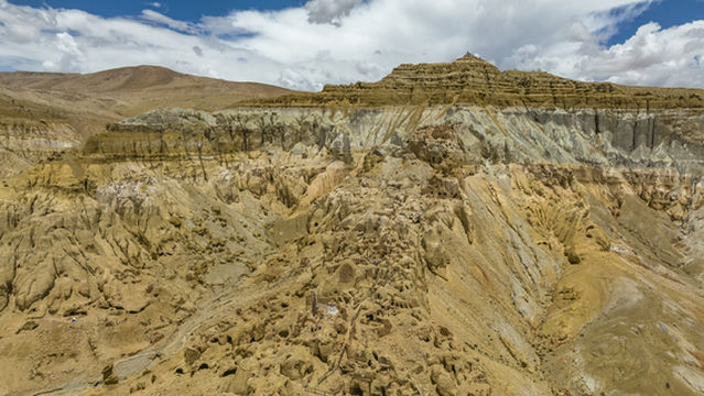 Khyung lung Dngul mkhar