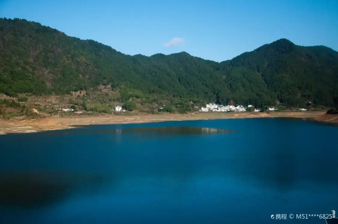 Hotels near duan xin reservoir