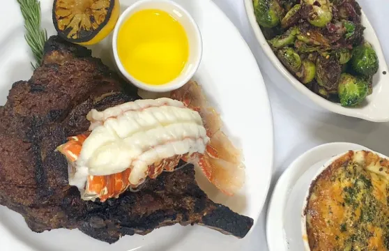 Frankie Rowland's Steakhouse Salem