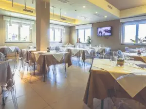 Ristorante-Pizzeria Gatto Blu