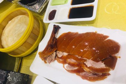 东升涮肉旋转餐厅