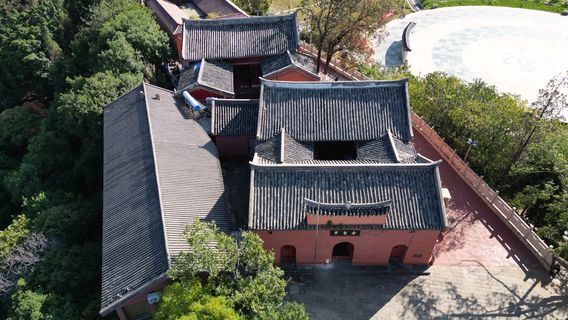Cangsheng Palace