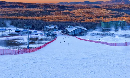 백두산(장백산) 홍송왕 스키장
