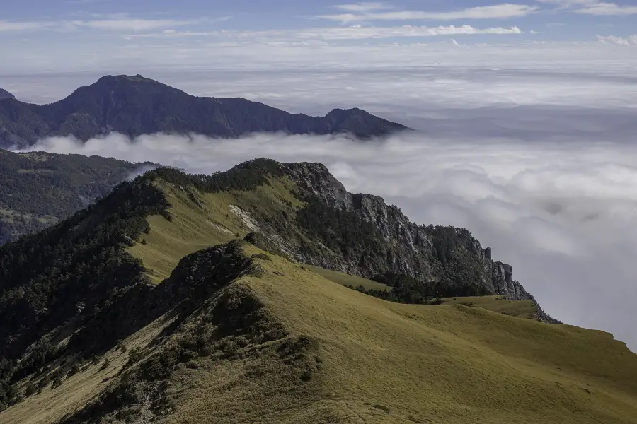 奇莱主山