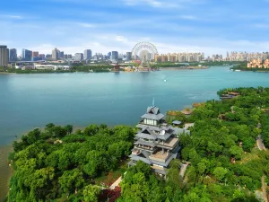 Jinji Lake