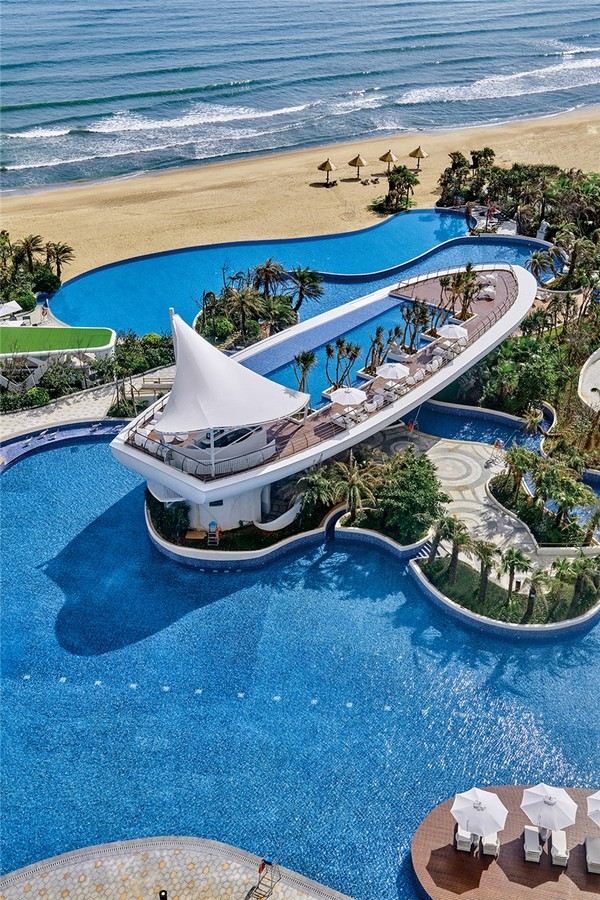 Double Moon Bay