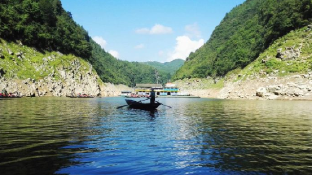 Shennong Stream Drifting