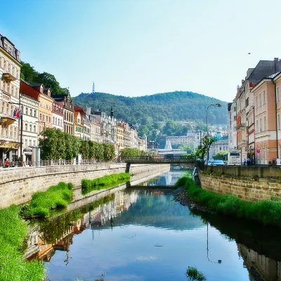 Отели с услугой бассейном в г. Карловы Вары