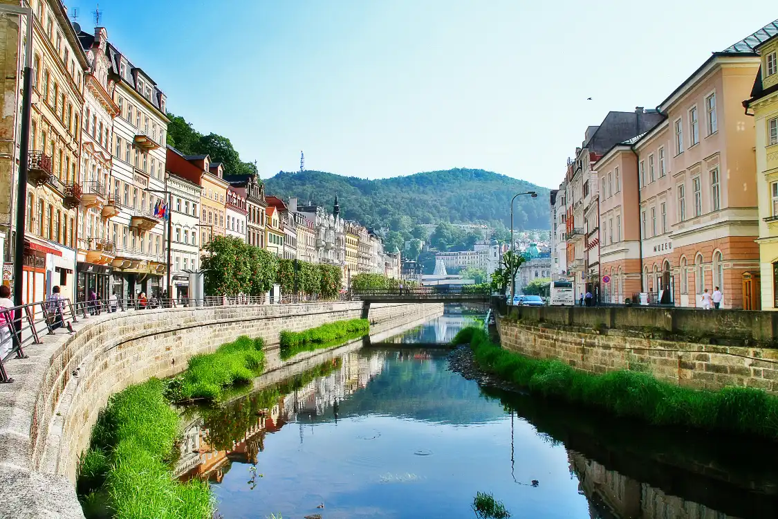 Hotels near Karlovy Vary Museum
