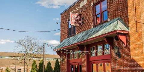 Union Street Tavern